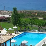 Irinna Hotel Svoronata