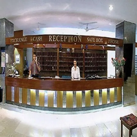 Irinna Hotell 3*