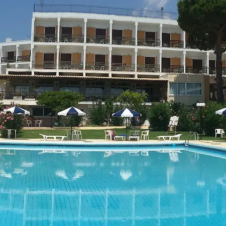 Irinna Otel Svoronata